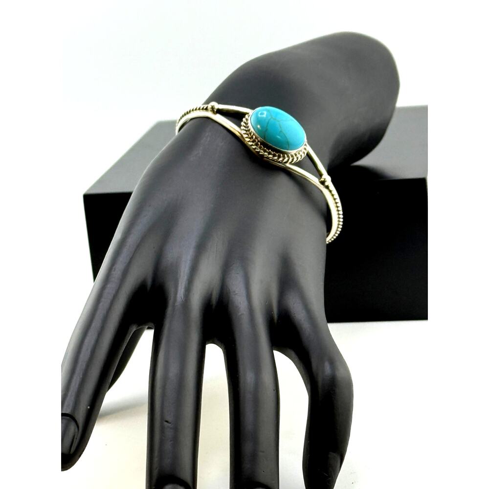 Navajo Sterling Howlite Cuff Bracelet Signed Tom Yazzie